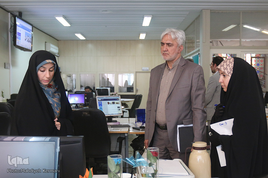 بازدید رئیس مرکز رسانه‌های‌ دیجیتال از ایکنا و مرکز رشد