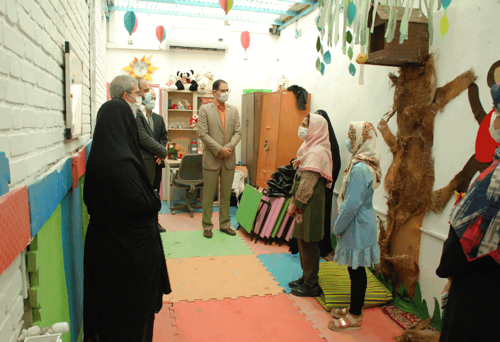 بازدید رئیس و معاونان سازمان جهاددانشگاهی صنعتی شریف از مدرسه صبح رویش(مدرسه کودکان کار)
