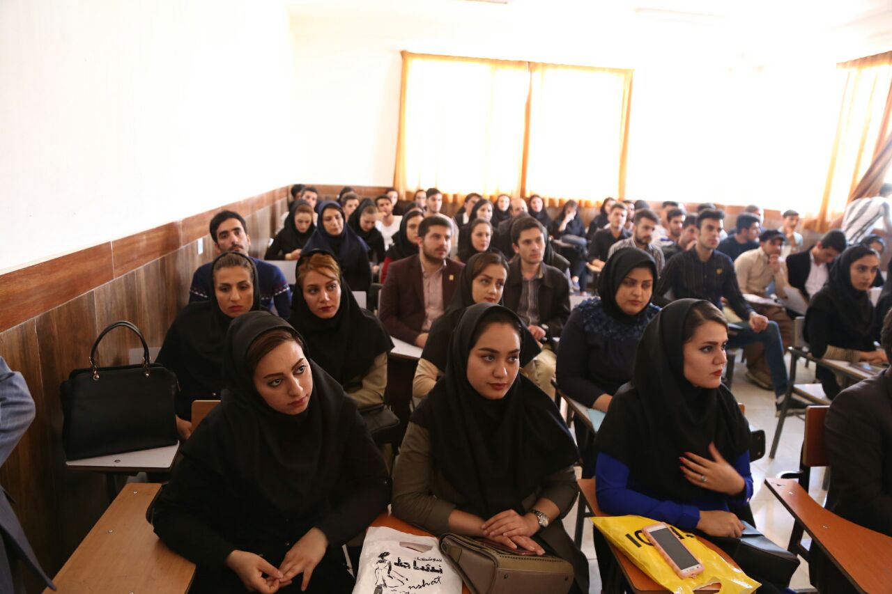برگزاری کارگاه آموزشی حمایت از کالای ایرانی در سنندج