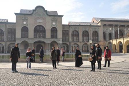 اردوی بازدید از بناهای تاریخی و موزه‌های تهران برگزار شد